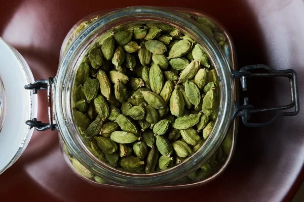 What is Cardamom and How Can You Use it?